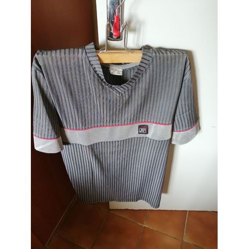 T-Shirt Homme 40/42 Polyester 70%,Viscose 30%.
