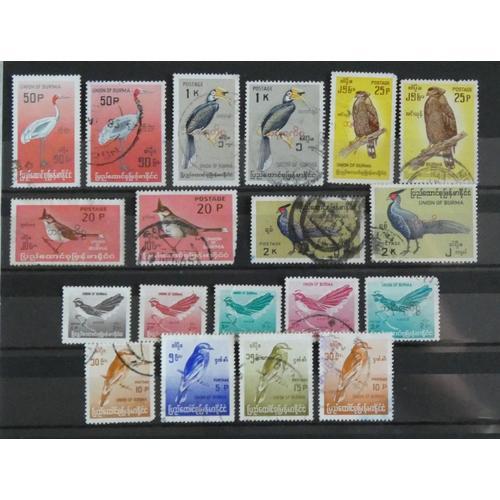 Lot De 19 Timbres Birmanie Oiseaux