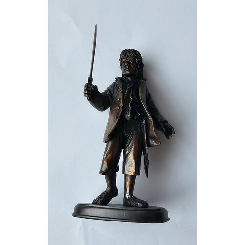 Figurine Sculpture " Le Hobbit - Bilbo " En Bronze