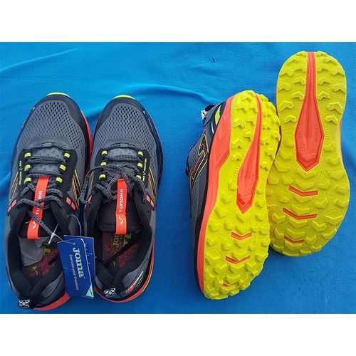 Chaussure(S) De Sport Ou Marche - 42