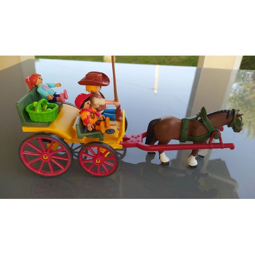 Lot Playmobil Calèche Avec Attelage Et Personnages De La Ferme