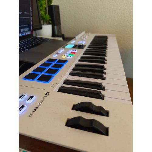 Arturia Keylab Essentiel Mk3 49