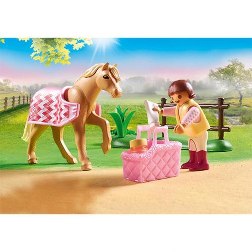 Playmobil Country - Le Poney Club - 1 Personnage, 1 Poney Et Accessoires - 29 Pièces