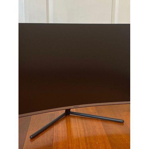 Samsung UHD Monitor curved