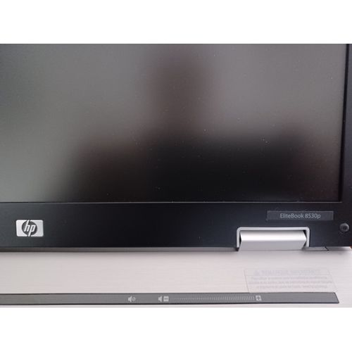 HP Elitebook 8530P - 15" Intel Core 2 Duo - Ram 2 Go - DD 240 Go