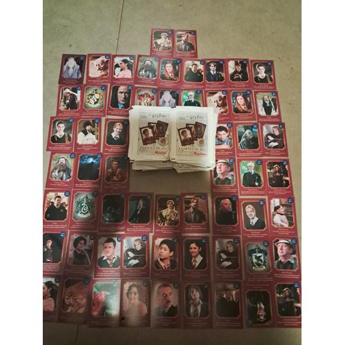 Gros Lot De Carte Harry Potter 100 Pochettes X 3 Cartes Et Une Vignette Et 59 Carte Au Détail.