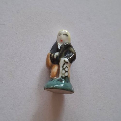 Fève - Santon - Crèche - Santon Personnage Femme Socle Vert