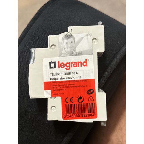 Legrand - Télérupteur standard à vis 230 V - 1P - 250 V  - 16 A 