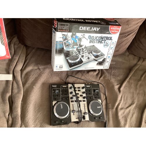 Table de mixage DJ Contrôle Instinct S Series