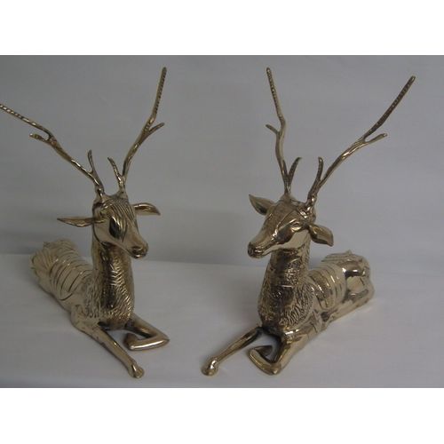 Statue en bronze en forme de gazelle