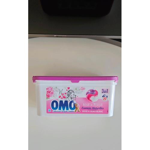 27 Capsules Lessive Omo Rosir de plaisir