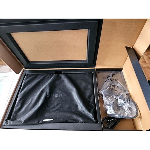 HP omen 17-ck1001sf 17.3" Intel Core i7 - Ram 32 Go - DD 1 To
