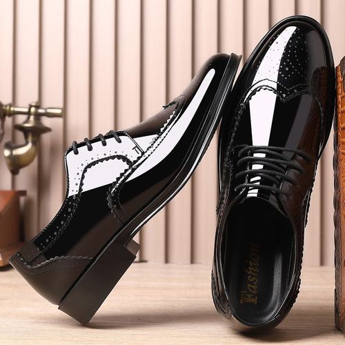 Chaussures Chaussures Provoqué De Nuit Sculptées De Style Britannique Pour Hommeschaussures En Cuir Vernichaussures D'affaires Décontractéesnouvelles Chaussures Lacets Formelles Brillantes