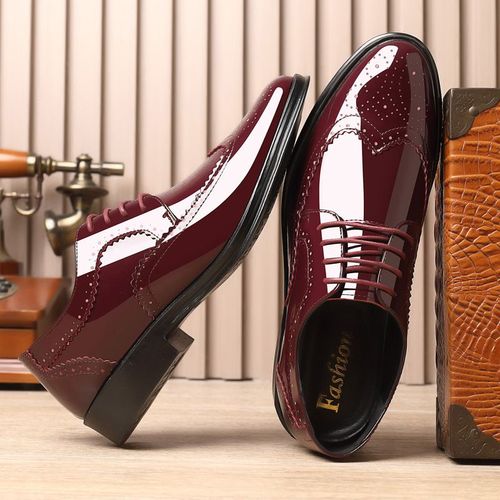 Chaussures Chaussures Provoqué De Nuit Sculptées De Style Britannique Pour Hommeschaussures En Cuir Vernichaussures D'affaires Décontractéesnouvelles Chaussures Lacets Formelles Brillantes
