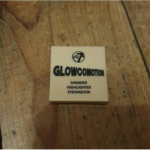 Glowcomotion Shimmer Highlighter Eyeshadow - Poudre Illuminatrice Beige