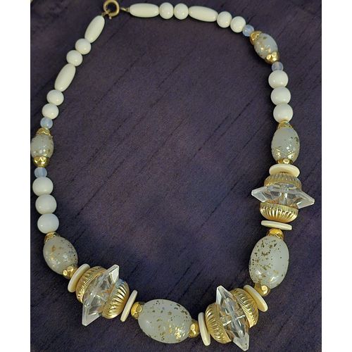 Très Beau Collier Vintage Une Idée Cadeau Pour Les Fêtes