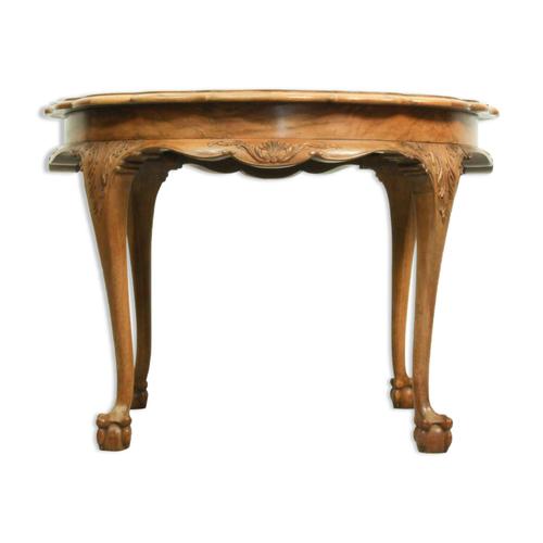 Table Basse De Style Baroque Milieu Du Sicle Avec Pieds En Griffe Plateau Festonn En Bois De Burl Marron