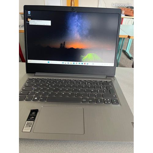 Lenovo Ideapad 3 14AdA05 - 14" AMD Athlon Silver 3050U - 3.1 Ghz - Ram 8 Go - DD 128 Go