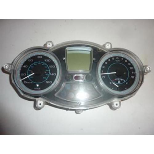 Compteur Origine Pour Scooter Piaggio 125 X Evo 2010 Occasion