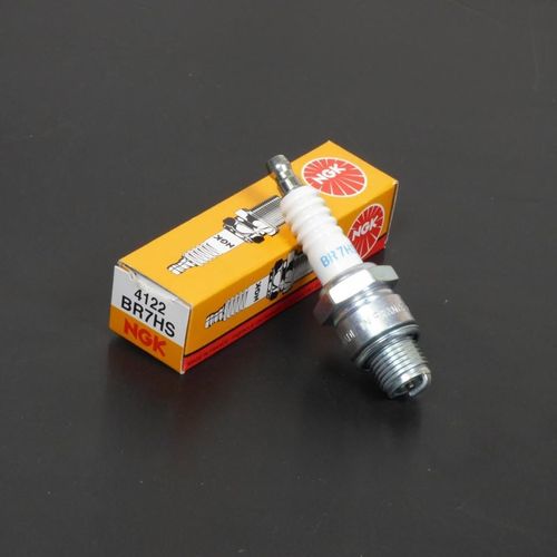 Bougie D'allumage Ngk Pour Scooter Peugeot 50 Trekker - Etrier Hengtong 1998 À 2008 Br7hs Neuf