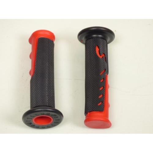 Poignée Caoutchouc Revetement Rouge Et Noire Pour Quad Atv Ø22/22mm Quad Neuf