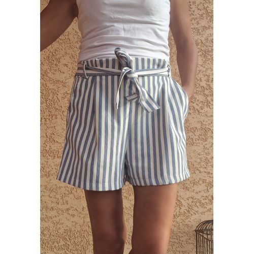 Short Taille Haute À Rayures - Pull & Bear