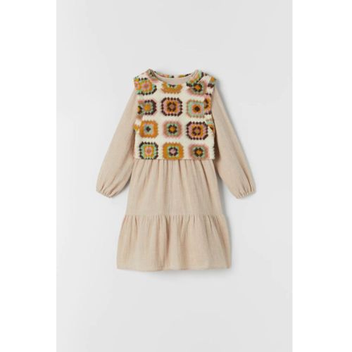 Robe Texturée Avec Crochet Naturel (Zara)