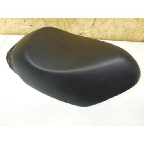 Selle Pilote Origine Pour Scooter Aprilia 50 Amico 1993-1995 Ap8229135 Occasion