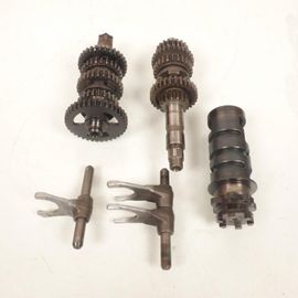 Boite De Vitesse Origine Pour Moto Yamaha 125 Sr 1982 À 2002 10f Occasion