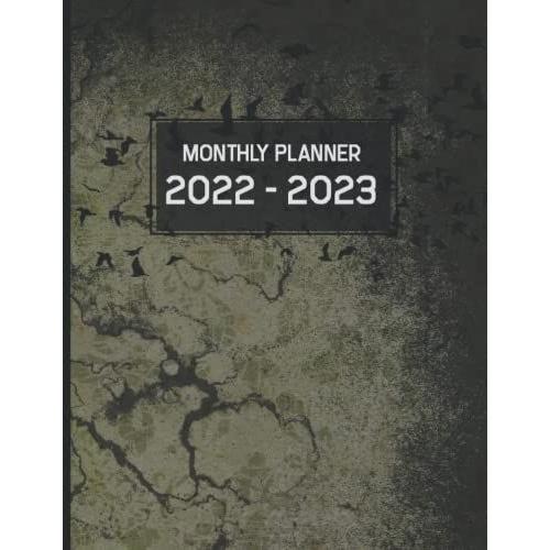 2022 - 2023 Monthly Planner: 2 Year Planner Calendar Schedule Organizer January 2022 To December 2023 - Black Birds 3