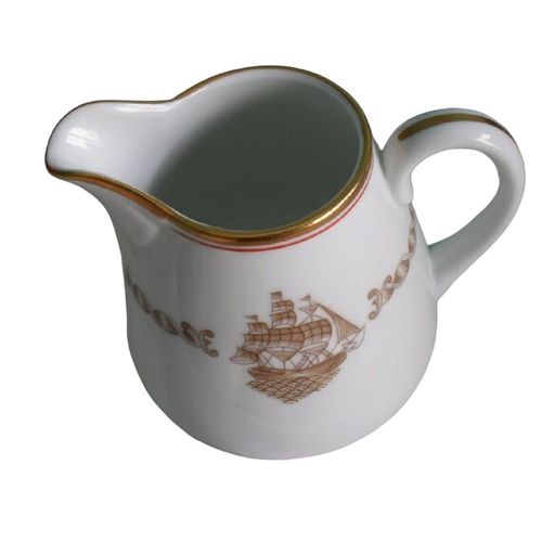 Pot A Lait Ou Crème En Porcelaine Ancienne