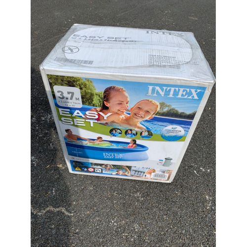 Piscine  Easy  Set marque Intex  3,66 m x 76 cm