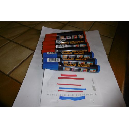 Marqueurs Permanents Pointe Biseautée Bic 2300 Lot De 8 Bleu Et Rouge