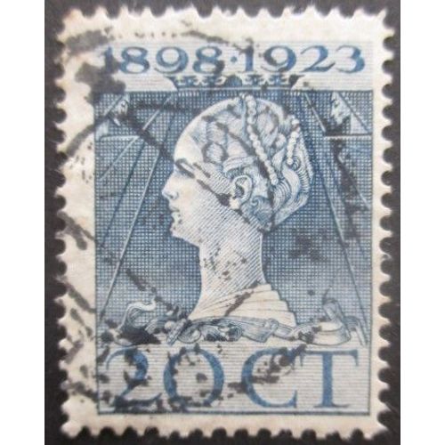 Pays-Bas N°122 Reine Wilhelmine Oblitéré