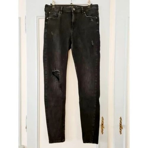 Jean Bershka, Taille 38