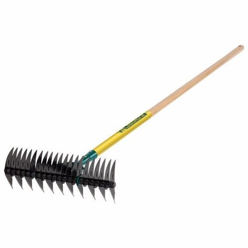 Scarificateur 1,31kg manche bois percé certifié PEFC 100% 150cm 460321 LEBORGNE