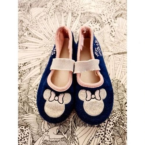 Chaussons Disney, Taille 27