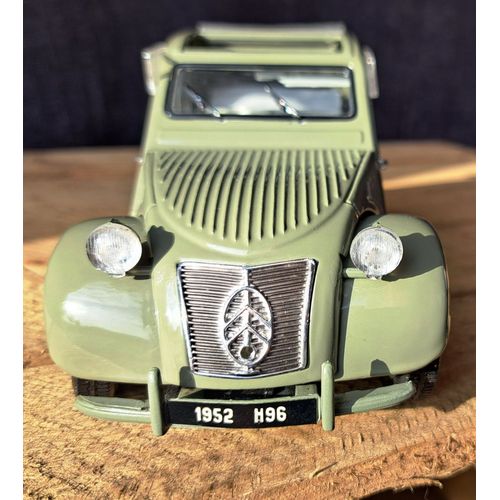 Citroën 2 Cv Grise Décapotée 1952 Maisto 1/18-Maisto