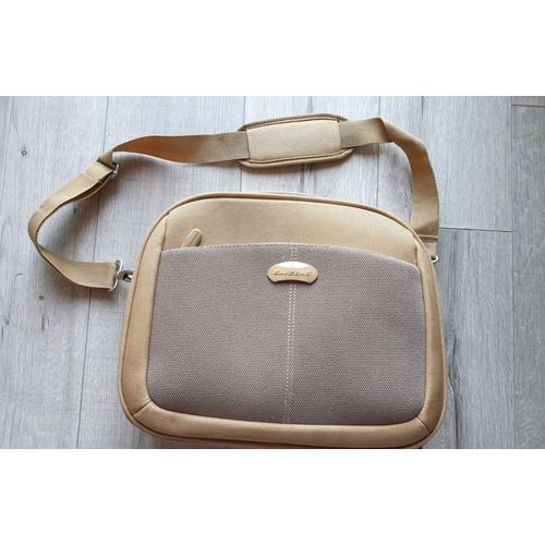 Valisette de voyage beige