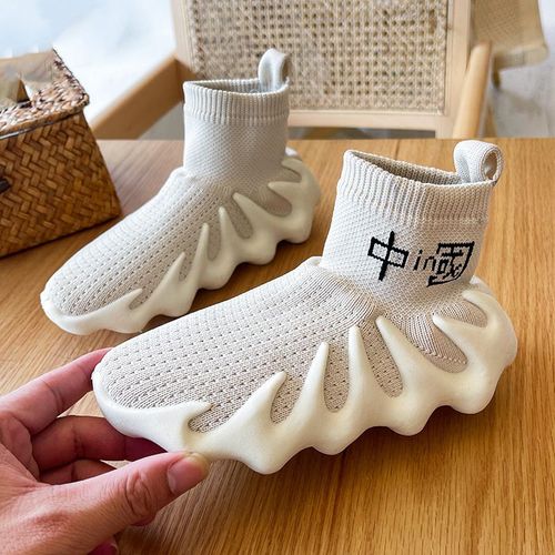 Chaussures De Sport Pour Filles Printemps Et Automne Nouvelles Chaussures Pour Enfants Tissage Volant Pour Enfants Chaussures De Noix De Coco Respirantes Garçons Chaussures De Sport A Fond Souple