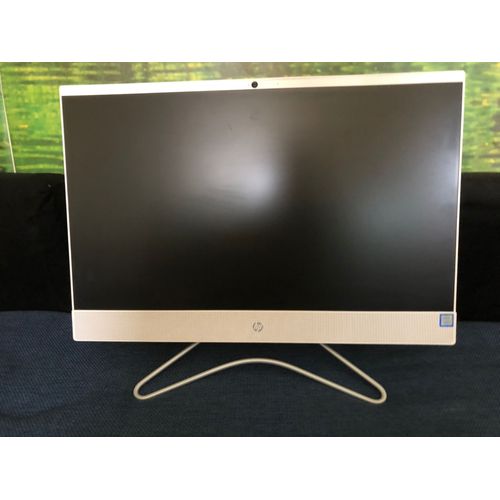 HP all in one 24-f0031nf 23.8" Intel Core i3-8130U (8èmé génération) - 2.2 Ghz - Ram 4 Go - HDD 1 To