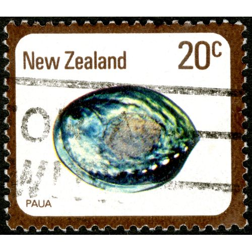 Timbre Oblitéré New Zealand , Paua, 20c