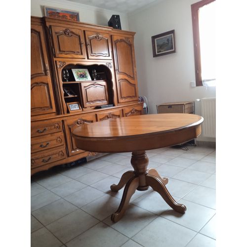 Table Ronde (Ou Ovale) En Chene Massif Sur Pied Central
