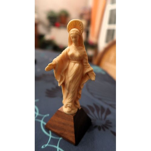 statuette Madone en résine