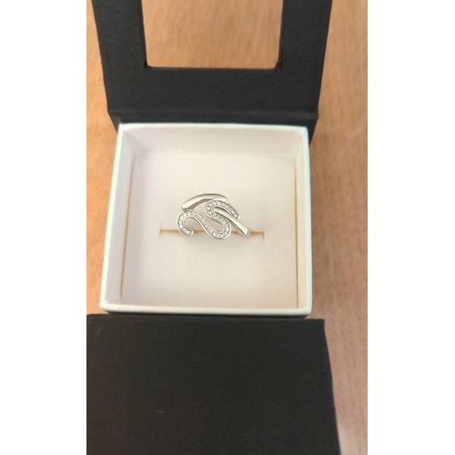 Bague En Argent 925/1000eme Et Zyrcons Blancs