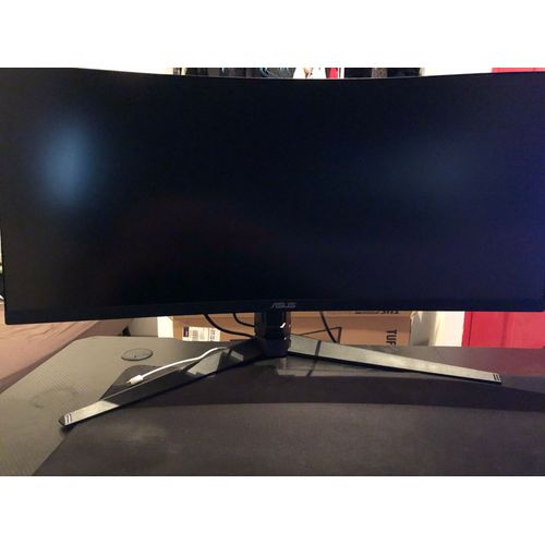 ASUS TUF Gaming VG34VQL1B - Ecran PC 34" UWQHD - Dalle VA incurvée 1500R - 21:9 - 165Hz - 1ms - 3440x1440 - 550cd/m² - 2x Display Port, 2x HDMI & 4x USB 3.0 - AMD FreeSync Premium - ELMB - HDR 400