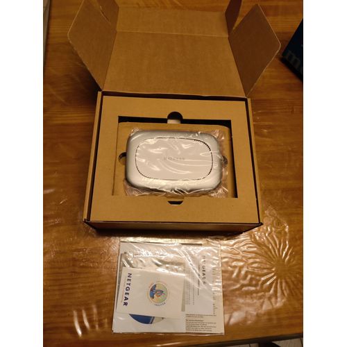 Modem Routeur ADSL Netgear DM602