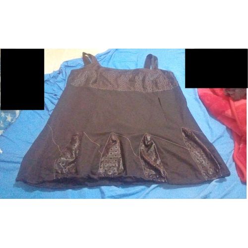 Tunique Longue Simili Cuir Taille 54/56 ..