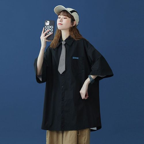 Chemise A Manches Courtes D'été Design Féminin Sens Niche Style Chemise Ample Année Nouveau Manteau Mince Décontracté De Couleur Unie