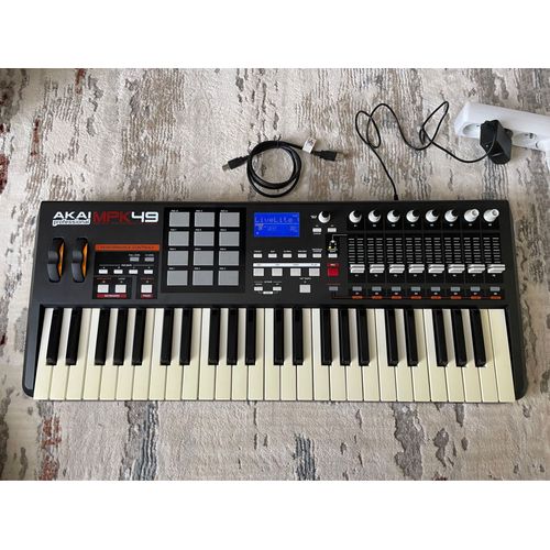 Clavier Maître - Akai Mpk49